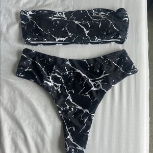 SHEIN Monochrome Marble Bikini